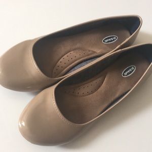 Nude Dr. Scholls Flats